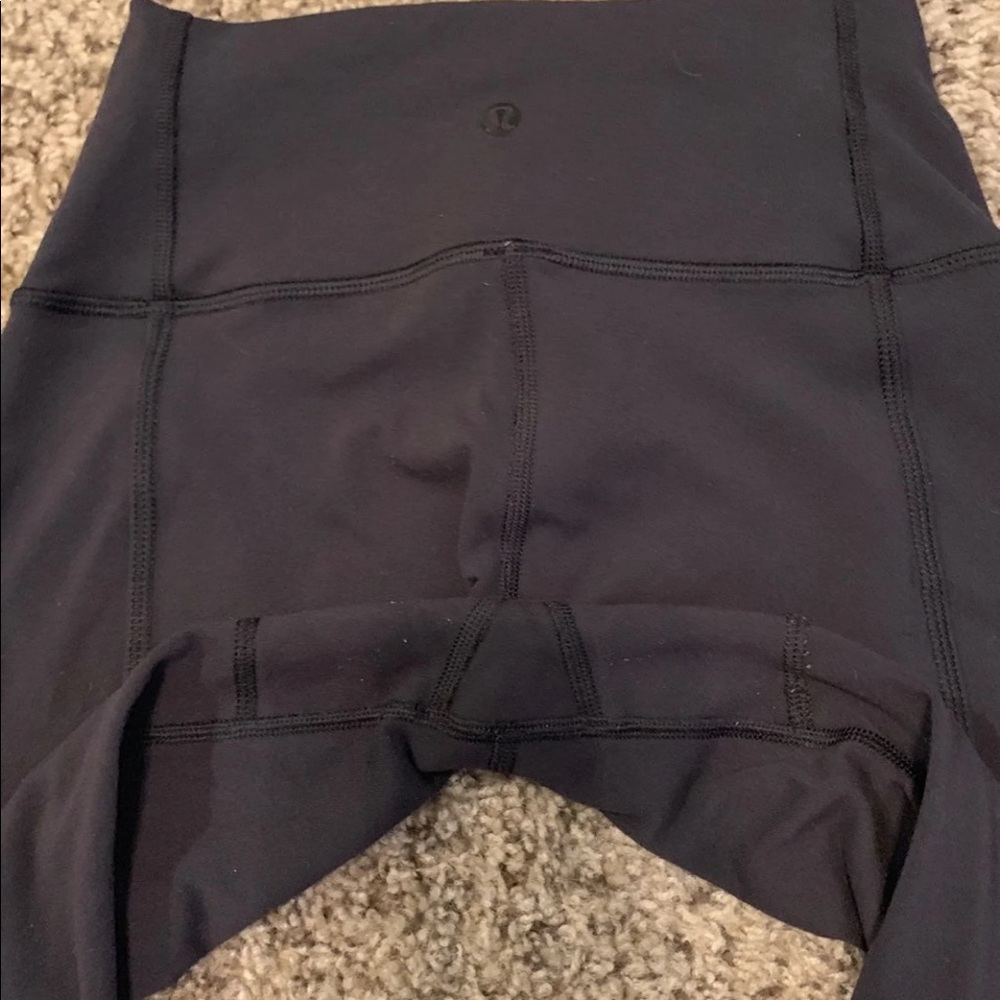 Black lululemon leggings
